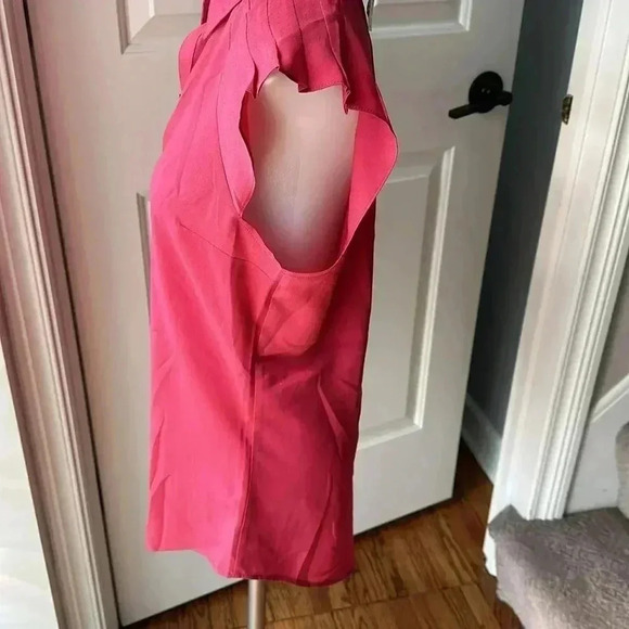 NWT size S salmon pink ruffle shoulder button up blouse w/gold buttons Express - Picture 4 of 6